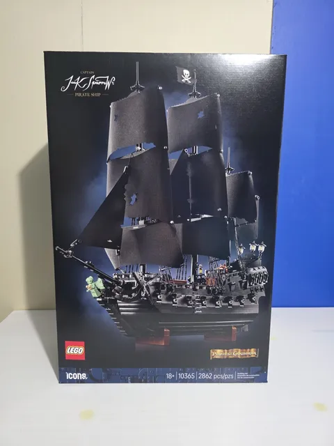LEGO Icons Pirates of the Caribbean 10365 Jack Sparrow Pirate Ship 2862pc