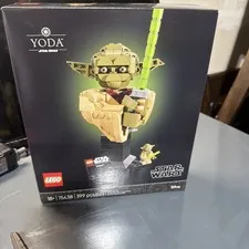 Authentic LEGO STAR WARS YODA Building Set (75438) 399 Pieces Brand New