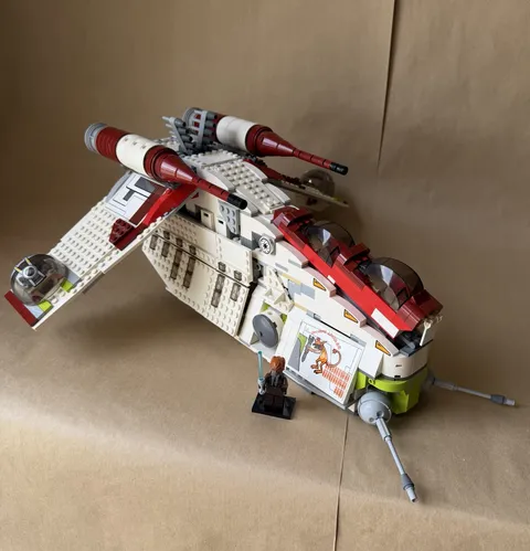 LEGO Star Wars: Republic Attack Gunship (7676) Near Complete