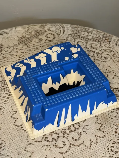 LEGO 32 x 32 Raised Baseplate 2552 Blue White Mountain Ice Canyon Ramp Pit 6983
