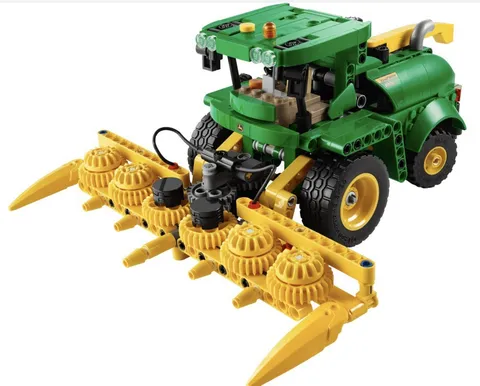 LEGO Technic John Deere 9700 Forage Harvester Tractor 42168 *Open / Damaged Box*