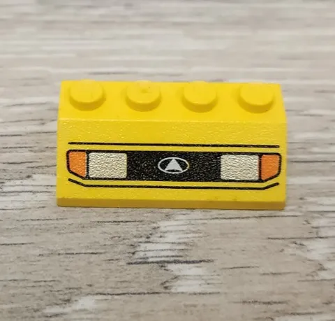 Lego 3037px1U Yellow Slope 45 2 x 4 Silver Car Headlights White Triangle Pattern