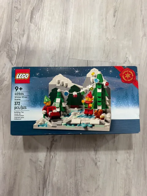 LEGO Winter Elves Scene 40564 Limited Edition Christmas - New/Sealed