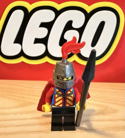 Lego Castle MOC Minifigure With Custom Fur Cape & Accessory