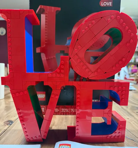 LEGO #31214 LOVE Art by Robert Indiana Building Block Set Complete Used