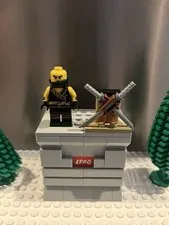 LEGO Ninjago Cole Minifigure Arm Cuffs njo0322 Missing Headgear But Xtra Weapons