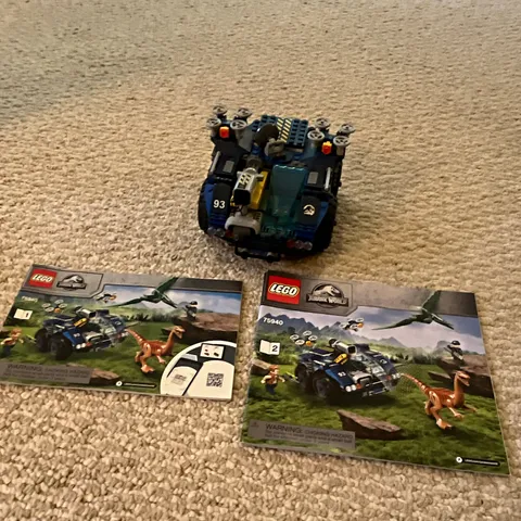 Lego Jurassic World 75940 Gallimimus & Pteranodon Breakout w/ Manuals