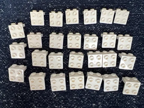 LEGO 44728 White Bracket 1 x 2 - 2 x 2 - 27 Pieces