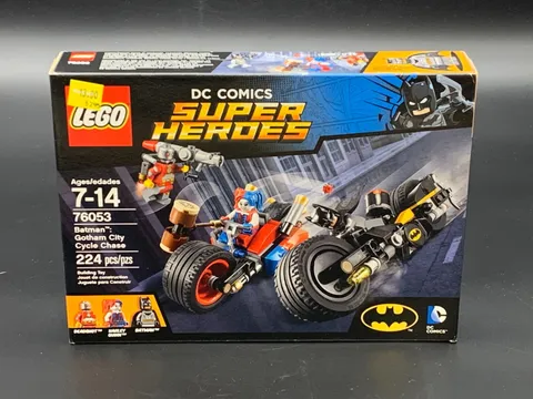 LEGO DC Comics Super Heroes: Gotham City Cycle Chase (76053) NEW (R85) 