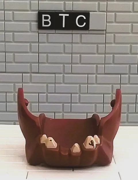 LEGO Star Wars Episode VI 75005 Rancor Jaw Lower with Tan Teeth Pattern! DAMAGE!