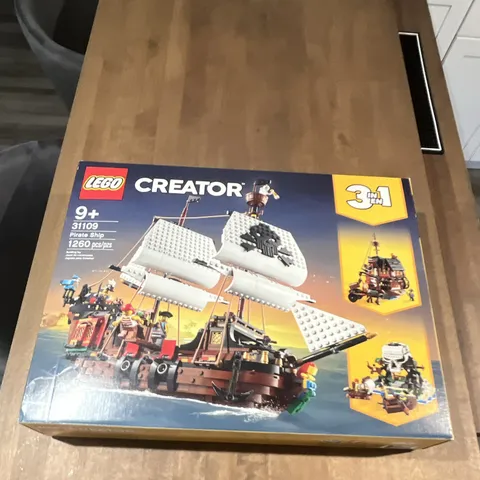 LEGO Creator 3-in-1 Pirate Ship Set 31109 1260 Pieces Ages 9+