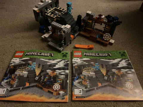 Lego 21124 Minecraft The End Portal Used Complete RETIRED with Manuals No Box