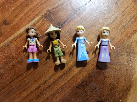 Lot 4: Lego Disney Princess Minifigure Lot Of 4 Characters