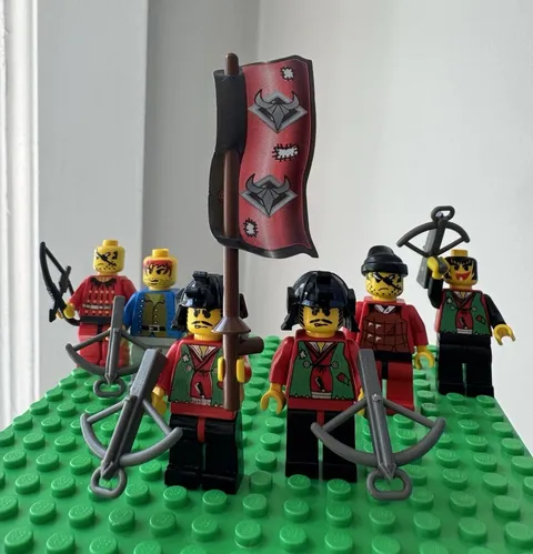 Vintage LEGO Castle Soldier Bandit Minifigure Lot Crossbows Banner 6 Figures 
