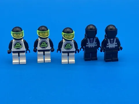 LEGO Vintage Space: Blacktron I & II Minifigure Lot Of 5