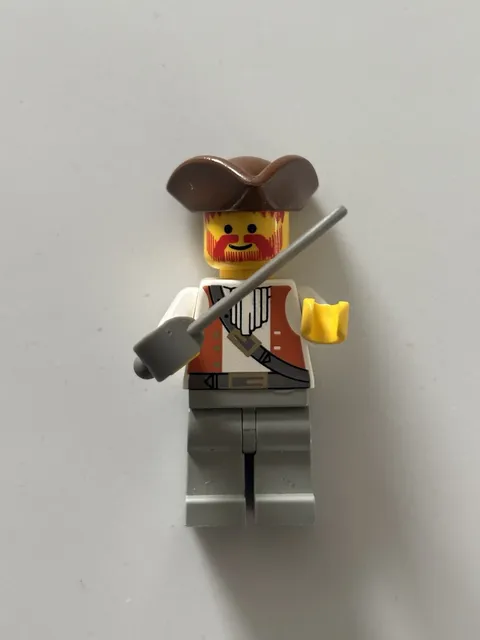 LEGO Pirate Minifigure Brown Vest Ascot pi053 Figure w/ Playwear