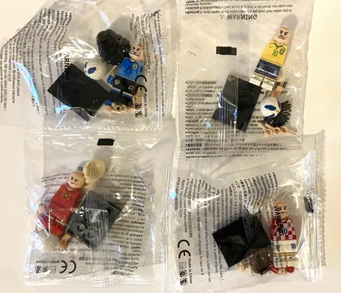 Set of 4 Custom Lego Pro Soccer Player Minifigures Neymar, Modric, Cavani, KDB
