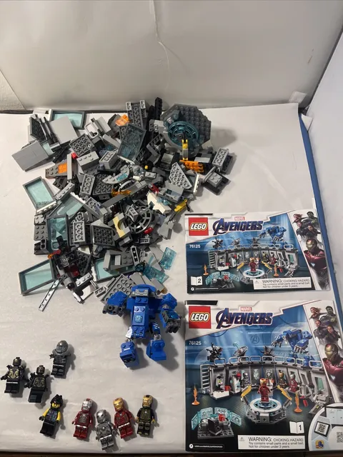 LEGO 76125 Marvel Avengers Iron Man Hall of Armor w/ 7 Mini-Figs & Manual As-Is