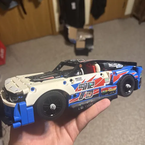 Lego NASCAR Next Gen Chevrolet Camaro ZL1. Set number 42153. Lego technic nascar