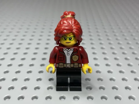 LEGO Minifigure Fire Chief Freya McCloud Item No: cty1012 Set: 60231, 60268 2020
