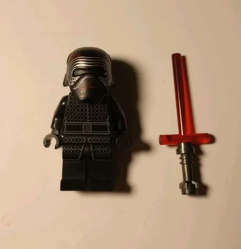 Lego Star Wars Supreme Leader Kylo Ren Minifigure (No Cape)