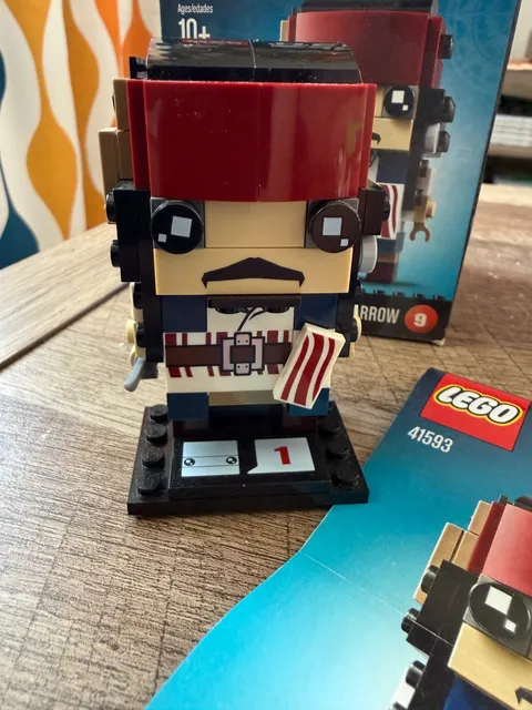 Captain Jack Sparrow Lego Brickheadz