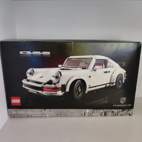 LEGO Icons: Porsche 911 (10295) see box