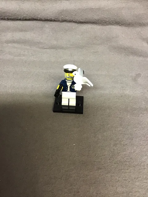 Lego Series 10 Sea Captain Collectible Minifigure 71001