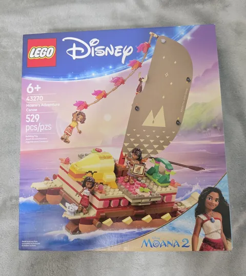 LEGO Disney 43270 Moana's Adventure Canoe 529pcs 6+ Brick Sep Box