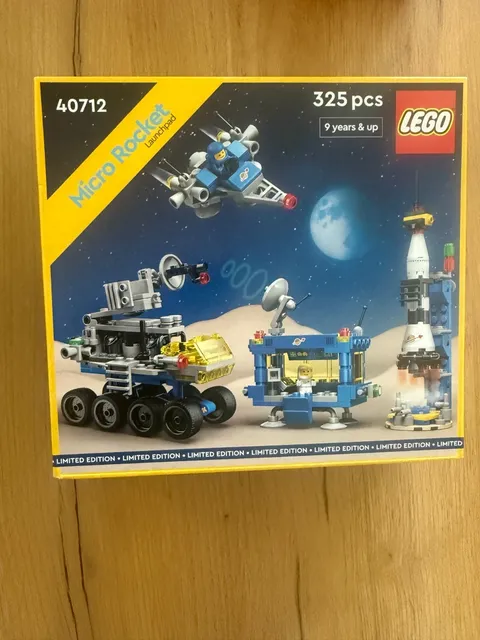 LEGO Micro Rocket Launchpad 40712 Classic Space Limited Edition New in Box