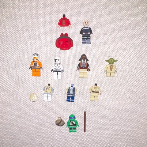 LEGO Star Wars Minifigures Lot with Queen Amidala, Count Dooku, etc.