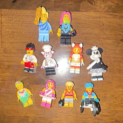 LEGO Minifigures Minifigure Lot of 10 good condition minifigs CMF / Monkey Kid
