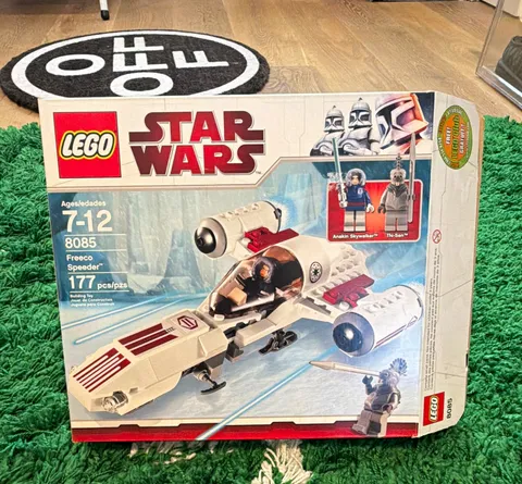 LEGO Star Wars The Clone Wars 8085 Freeco Speeder OPENED