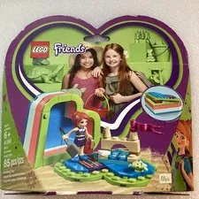 LEGO FRIENDS: Mia's Summer Heart Box (41388)