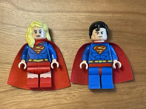LEGO Supergirl 76040 & Superman 6862 Minifigure Bundle