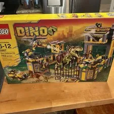 LEGO DINO #5887 Dino Defense HQ Factory Sealed NIB