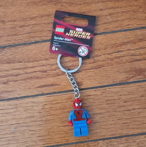 LEGO Marvel Super Heroes Spider-Man Minifigure Keychain Plastic/Metal 850507