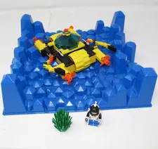 LEGO Aquazone 6145/1728 Crystal Crawler 6145 1728 Baseplate Minifigure