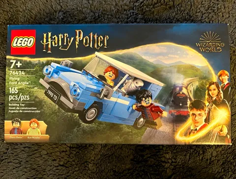 LEGO Harry Potter 76424 Flying Ford Anglia 165 pcs Set Ages 7+ Ron & Harry