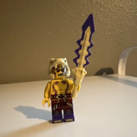 LEGO Minifigures Yellow Minifigure w/ Purple & White Sword Plastic Age 5+