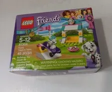 Lego Friends Puppy Treats & Tricks 41304 45 Pcs Set  Sealed Box DENT IN THE BOX.