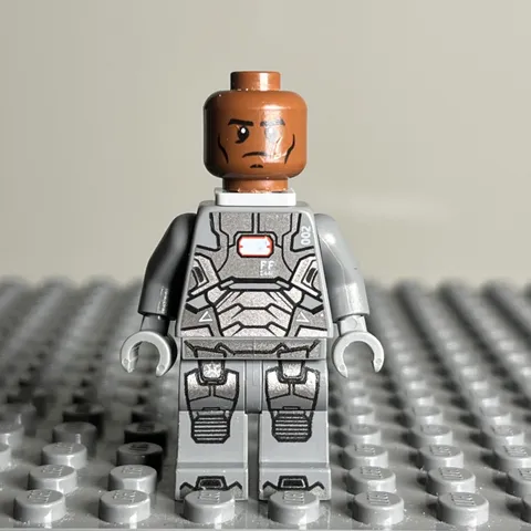 Lego War Machine Minifigure sh0066 Marvel Super Heroes 76006 CMF Lot Parts 2L