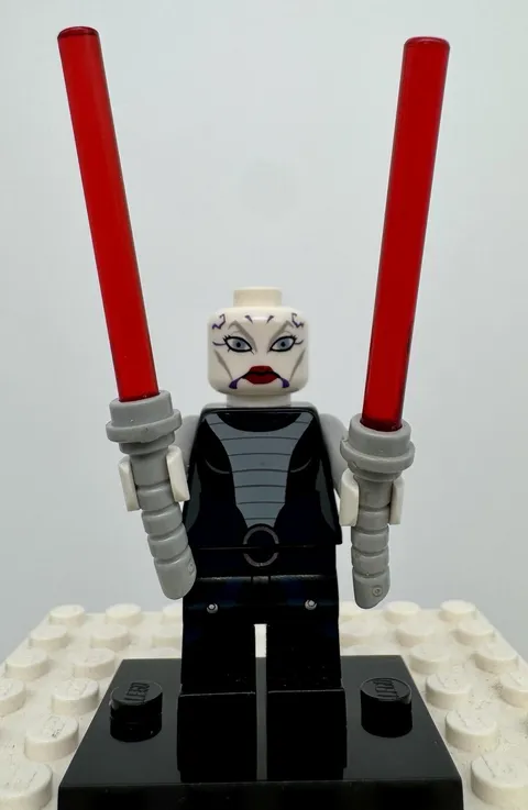 LEGO Star Wars Asajj Ventress sw0318 Minifigure 7957