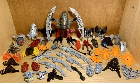 Lego Bionicle Parts Lot Masks Heads Weapons Feet Thornax Blasters Torsos Armor
