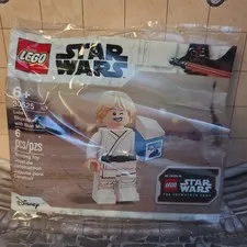 LEGO Star Wars 30625 Luke Skywalker with Blue Milk Polybag Set, 6pcs
