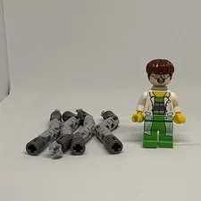 Doc Ock Lab Coat 76015 Spider man truck heist - missing back piece includes arms