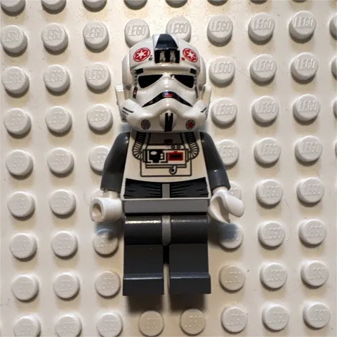 LEGO StarWars At-At Pilot Minifigure w/ Helmet 