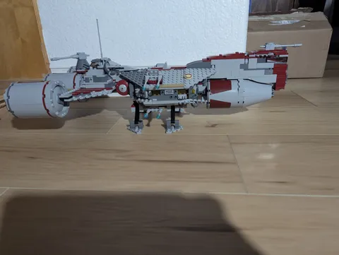LEGO Star Wars Republic frigate 