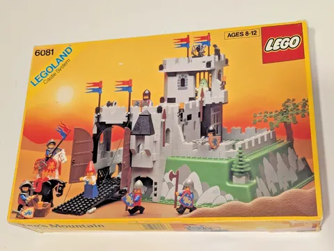 LEGO Castle 6081 King's Mountain Fortress Vintage Complete w/ Box, Instr & Minis