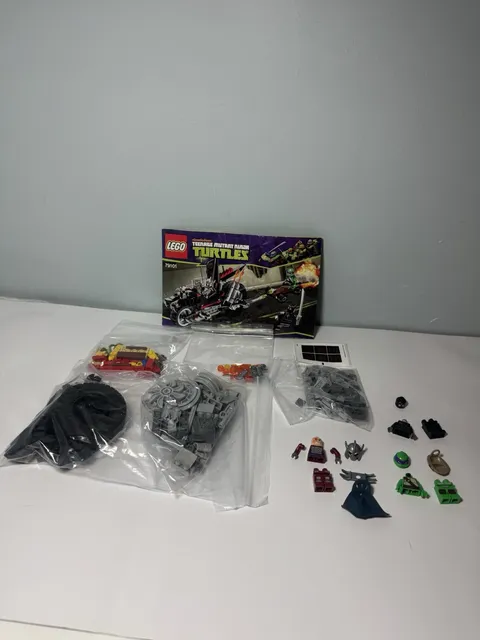 LEGO Teenage Mutant Ninja Turtles 79101 Shredder’s Dragon Bike 100% Complete